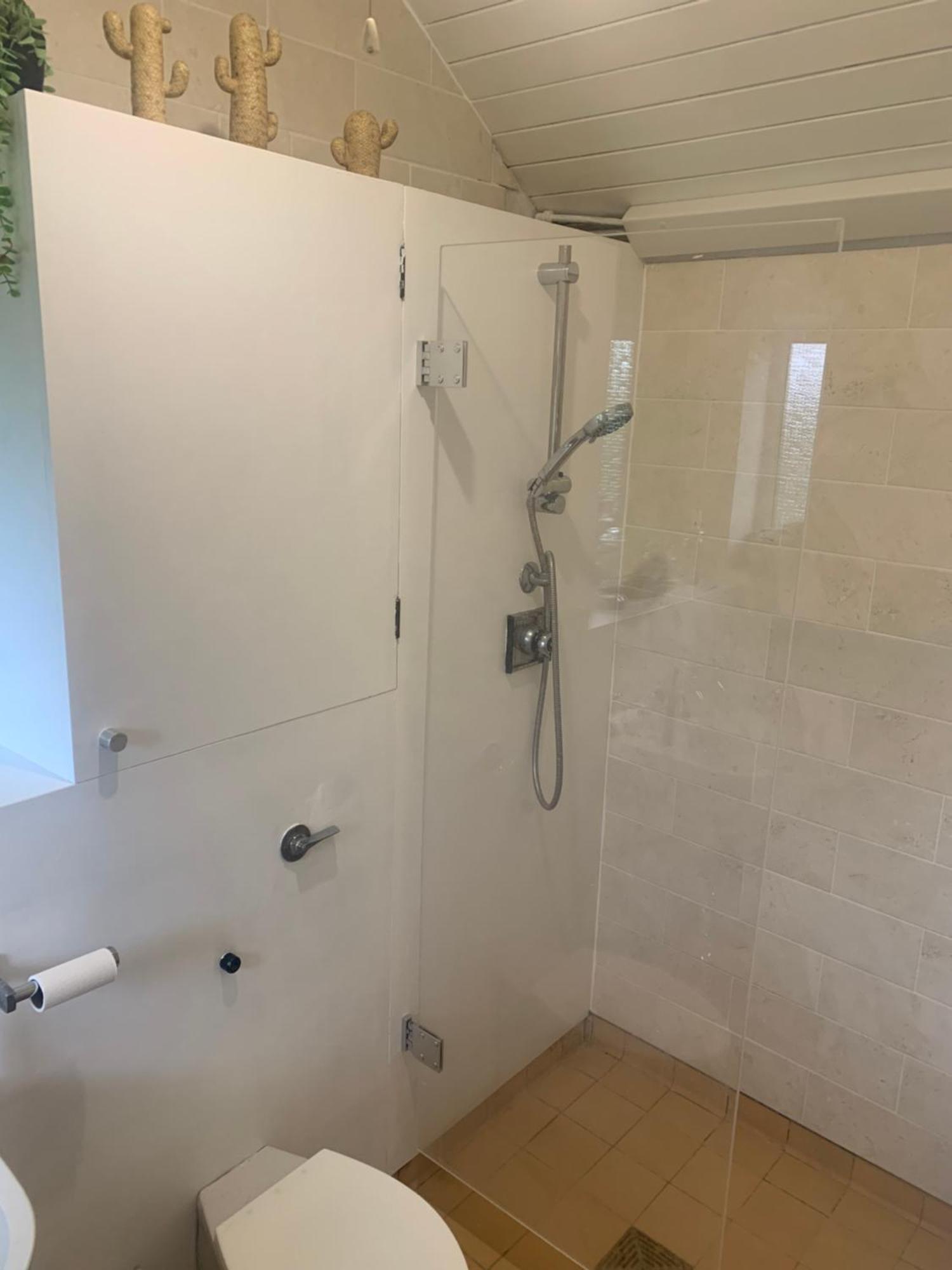 Newly Refurbished One Bedroom With Additional Sofa Bed Self Contained Flat In Garden Abbots Langley Exterior photo